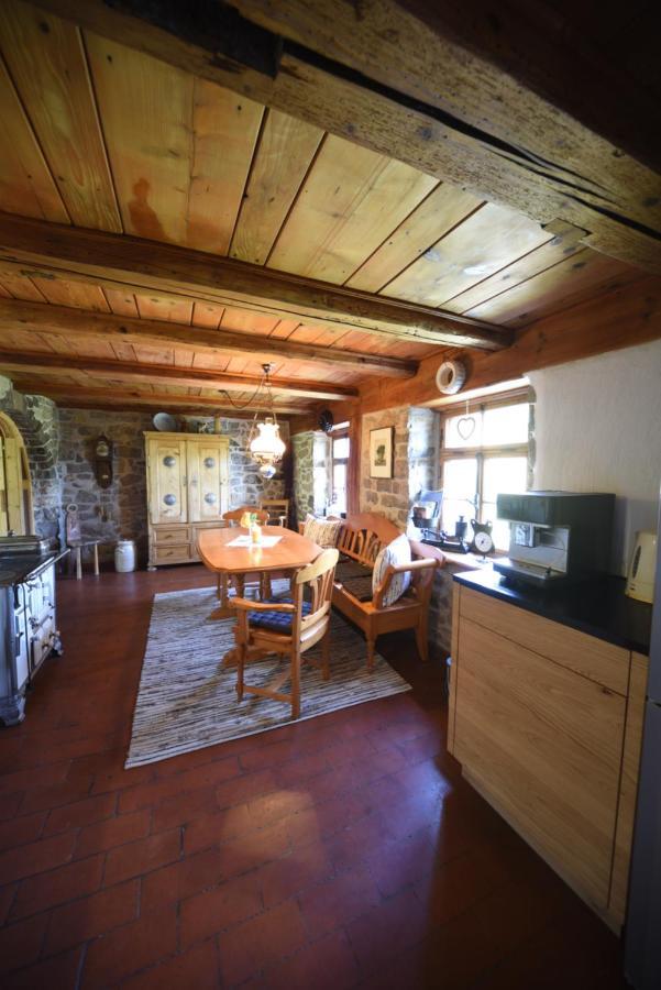 Thomas Apartment *